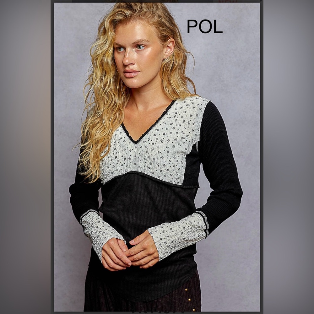 BP219-1🤍🖤NEW! POL pretty black top w/cream sleeve detail+cream back accent! - Picture 2 of 7